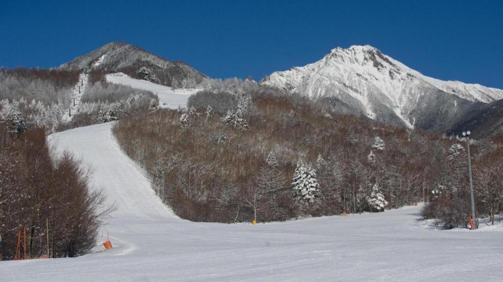 Izumigo Kiyosato Kogen Hotel هوكوتو المظهر الخارجي الصورة